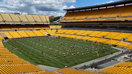 Final: Steelers training camp, Day 18 taken at Heinz Field (Live coverage)